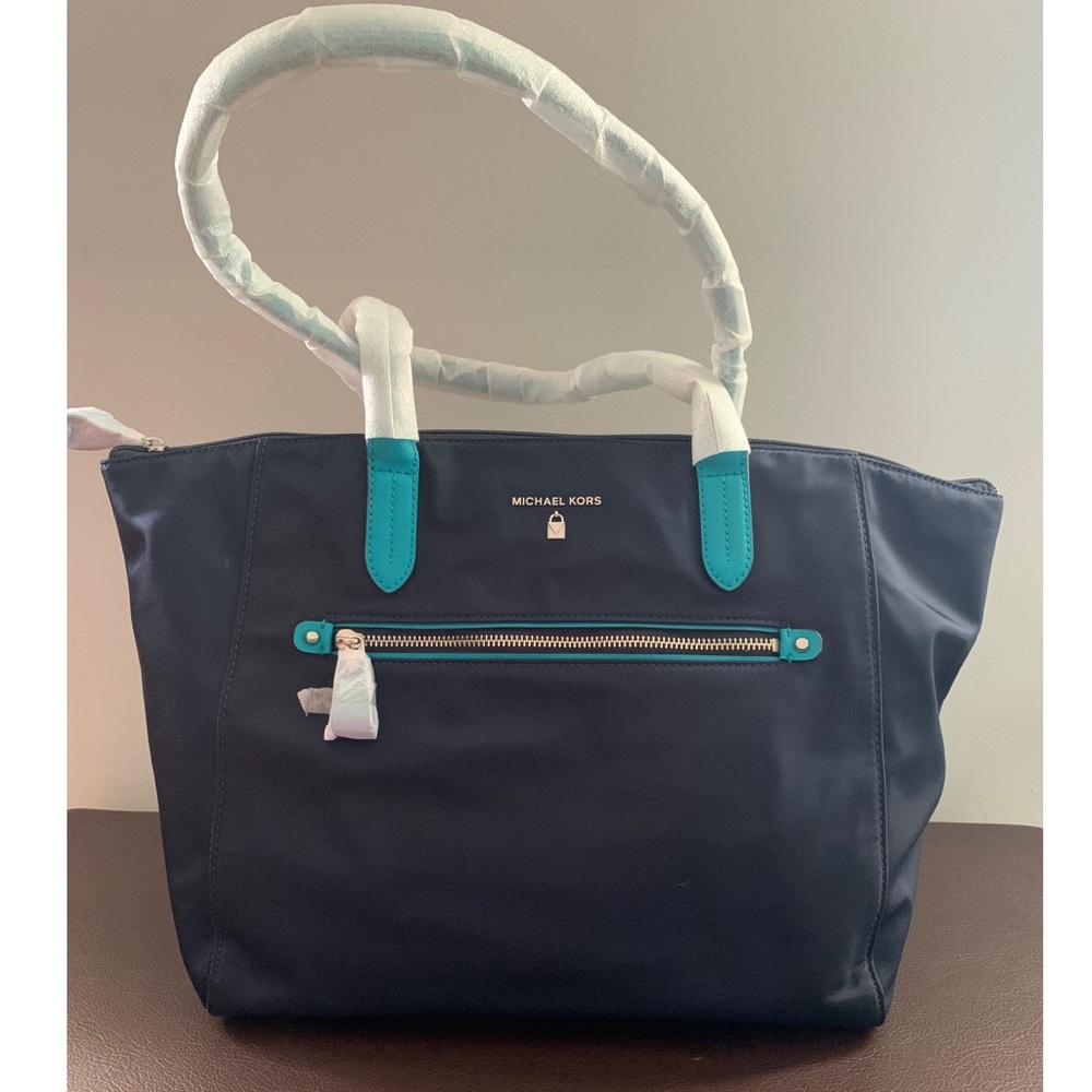 Michael Kors Nylon Kelsey Zip Tote